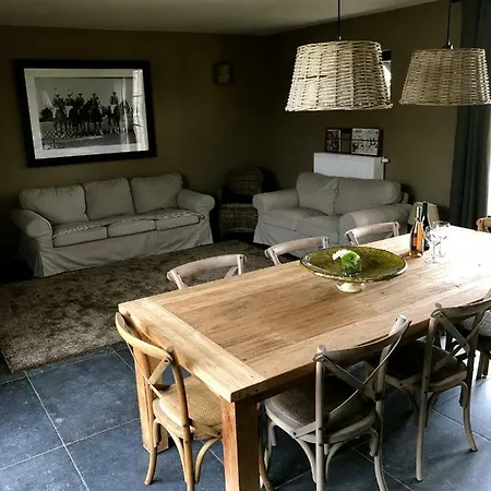Close2ghent Bed & Breakfast 3*